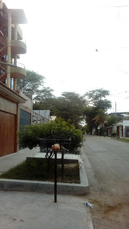 Hospedaje Residencial Los Fresnos - Miraflores Piura Exterior photo